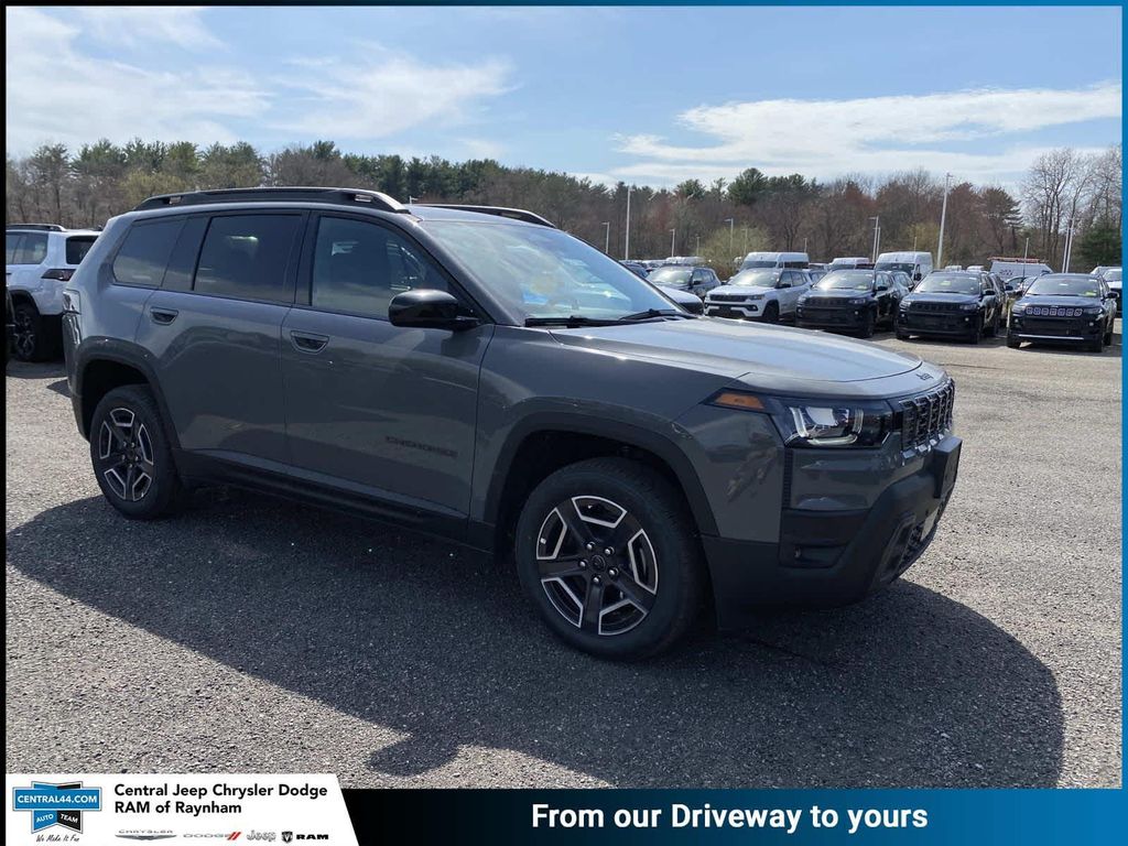 New 2026 Jeep Cherokee Laredo 4x4