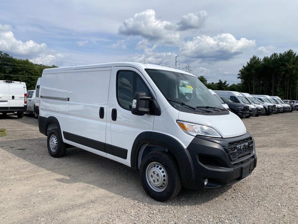 New 2026 RAM ProMaster 1500 Low Roof