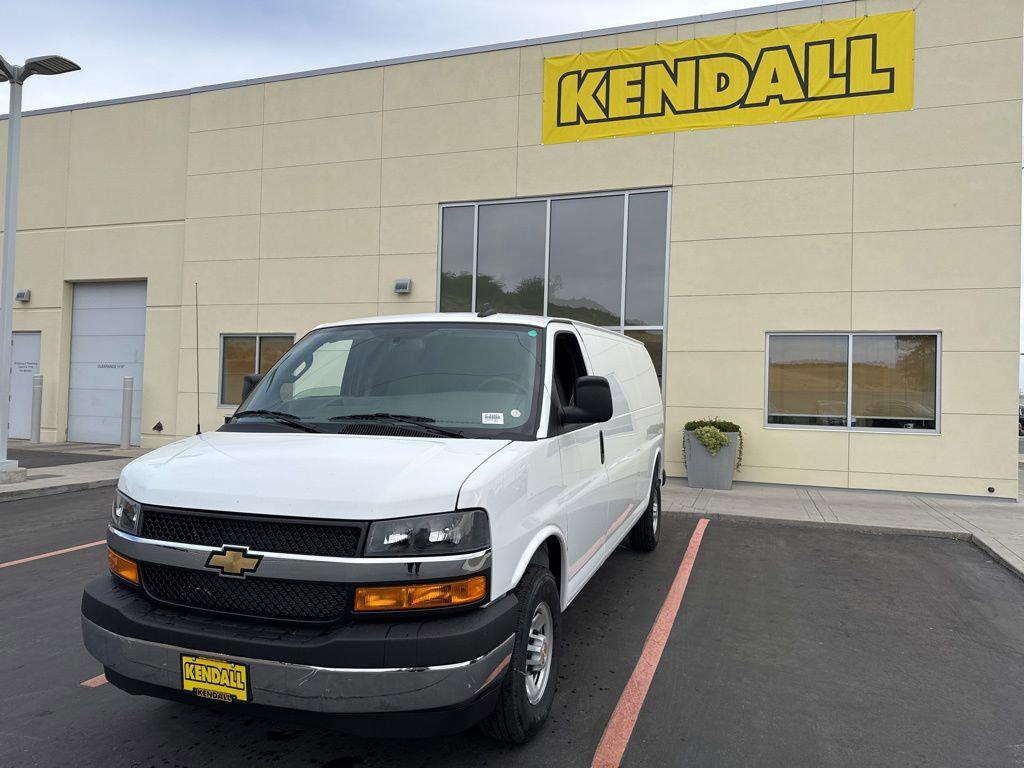 New 2025 Chevrolet Express 2500 LT