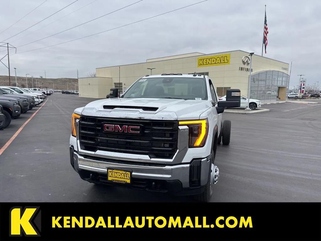 New 2026 GMC Sierra 3500 Base