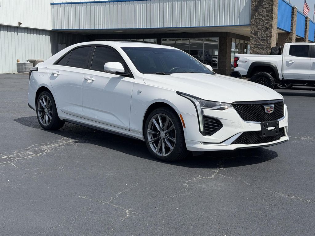 2025 Cadillac CT4 SPORT 照片 3
