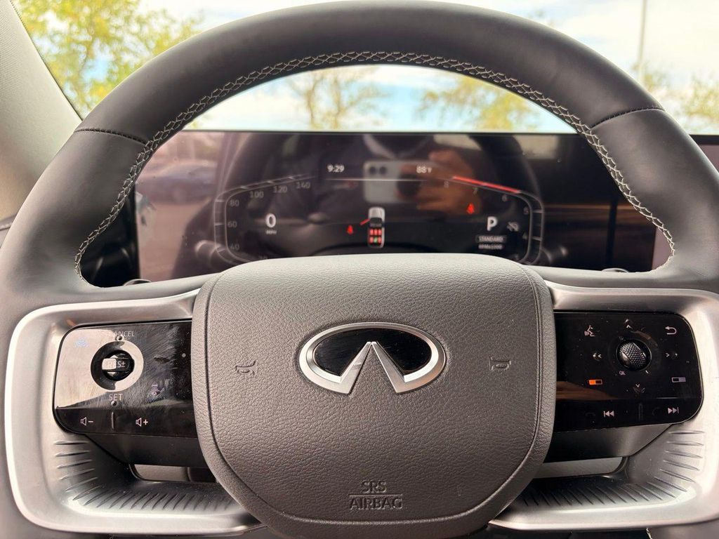 2026 Infiniti QX80 LUXE — миниатюра 28