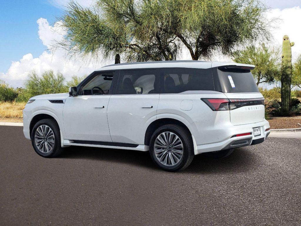 2026 Infiniti QX80 LUXE 照片 3