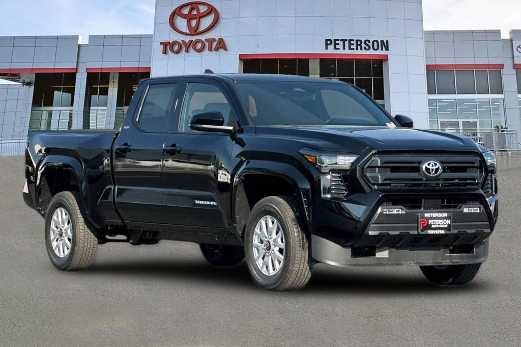 2026 Toyota TACOMA SR5 照片 2