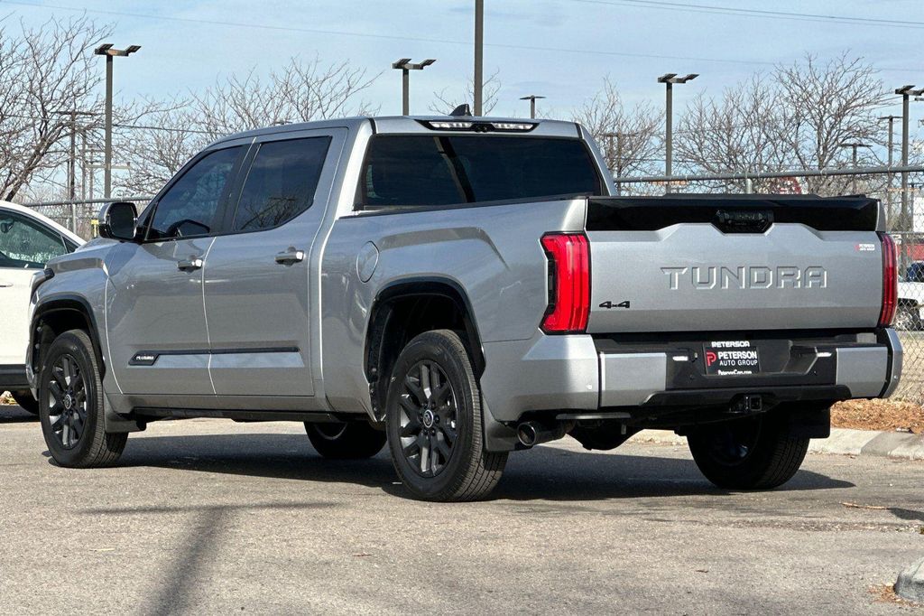 TOYOTA TUNDRA - 6