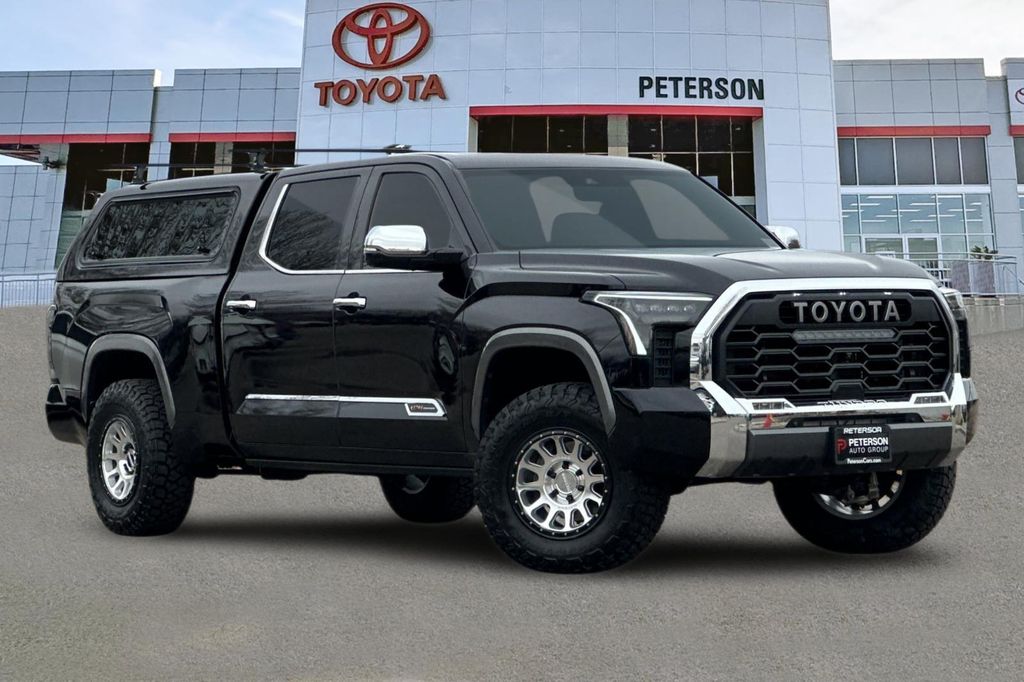 TOYOTA TUNDRA - 2