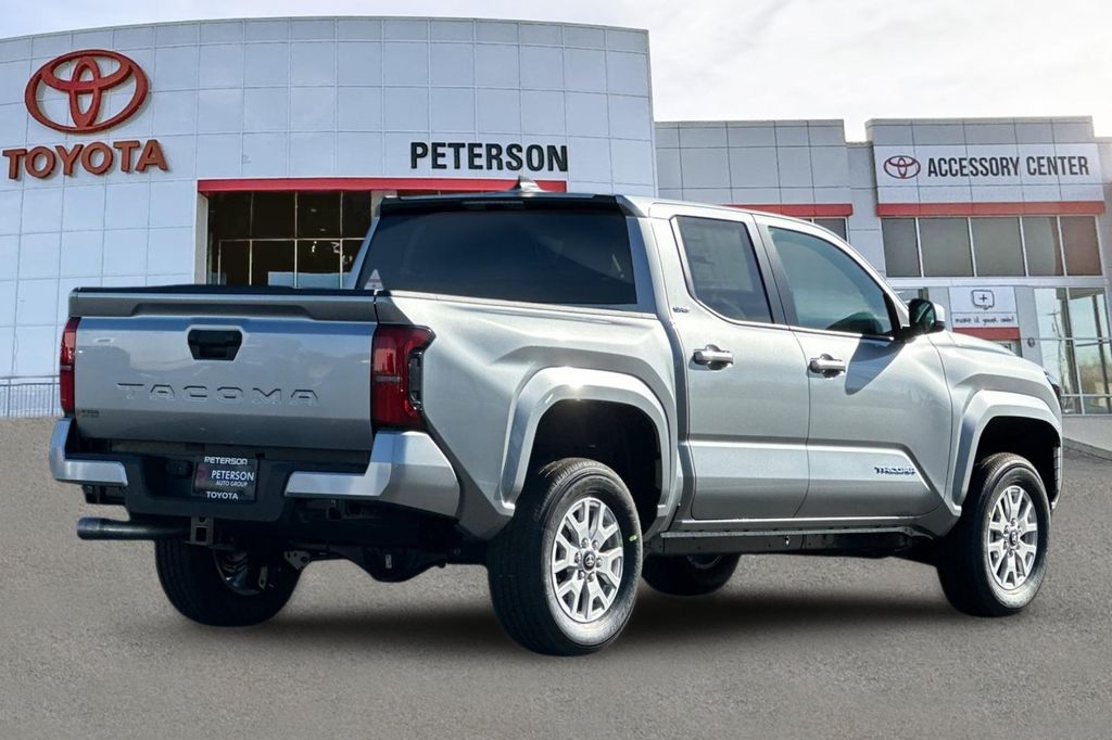 صورة 4 لـ 2026 Toyota TACOMA SR5