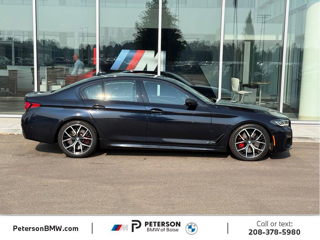 صورة 6 لـ 2023 BMW M550 I XDRIVE
