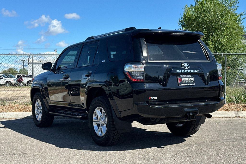 TOYOTA 4RUNNER - 6
