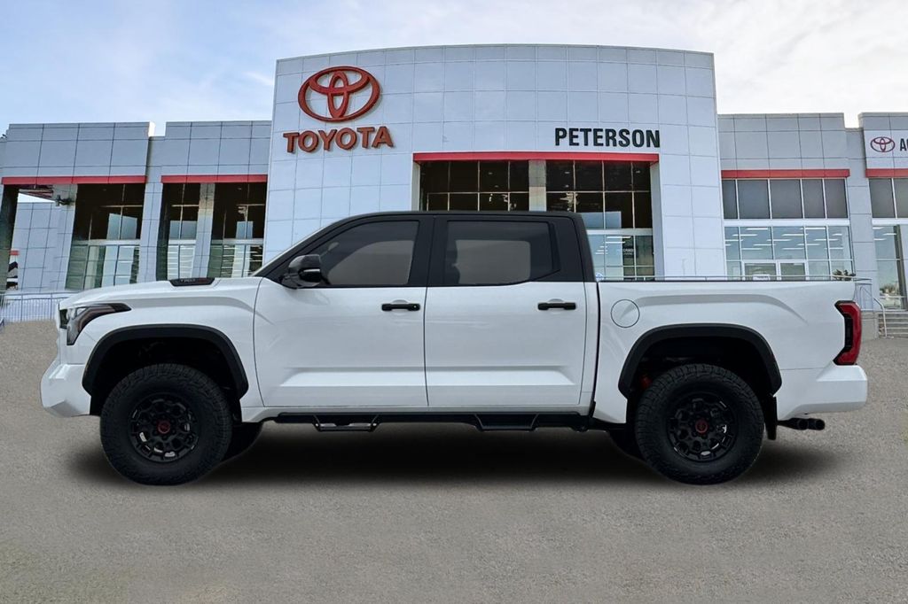 TOYOTA TUNDRA - 7