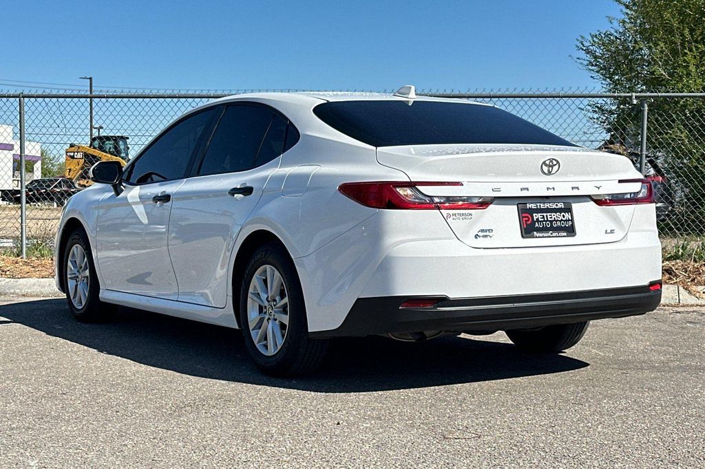 TOYOTA CAMRY - 6