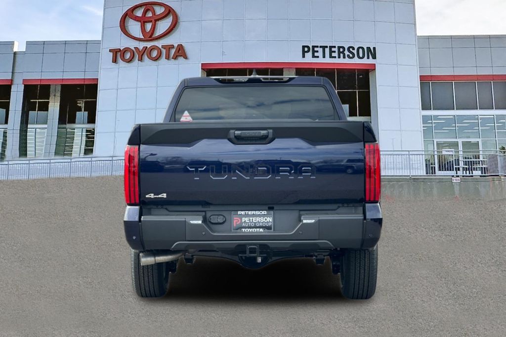 TOYOTA TUNDRA - 5