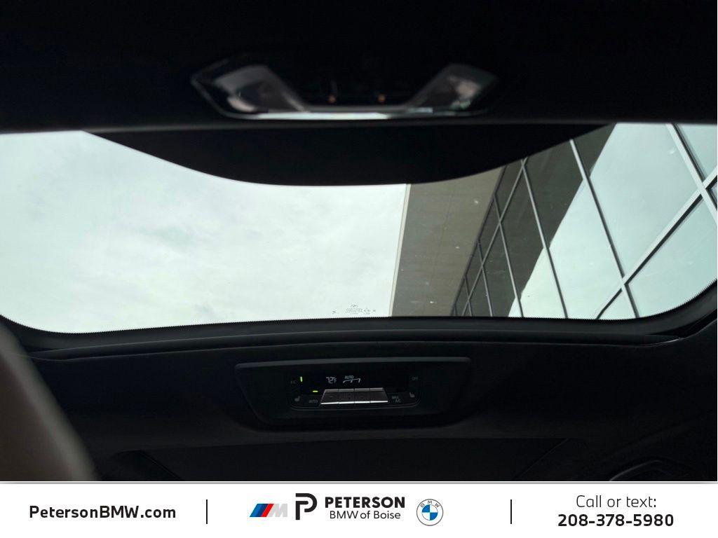 صورة مصغرة 25 لـ 2027 BMW X7 M60I