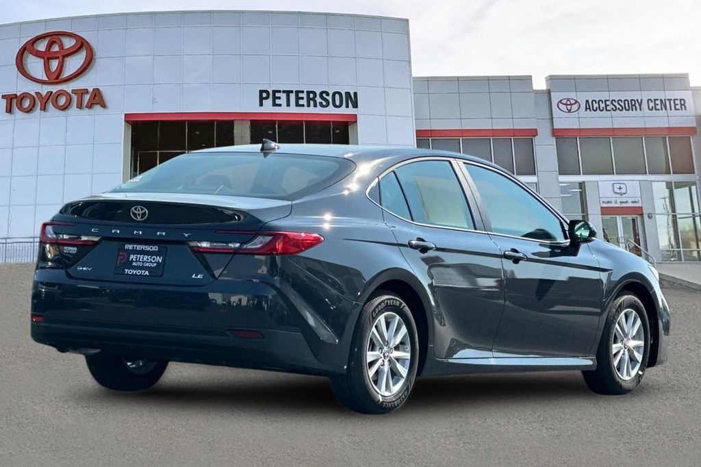 2026 Toyota CAMRY LE 照片 4
