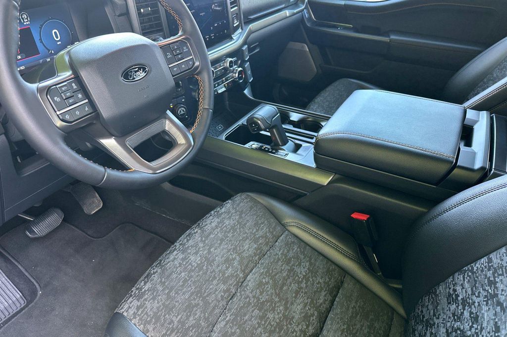 صورة مصغرة 10 لـ 2025 FORD F-150 TREMOR