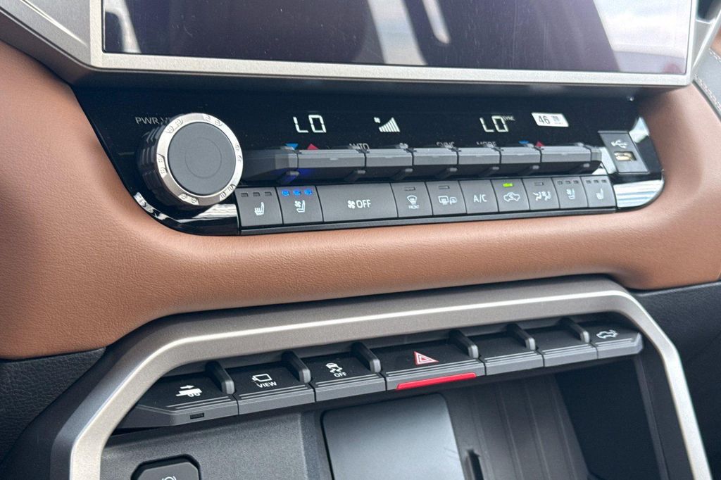2026 Toyota TUNDRA 1794 EDITION photo 19