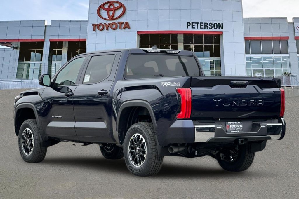 TOYOTA TUNDRA - 6