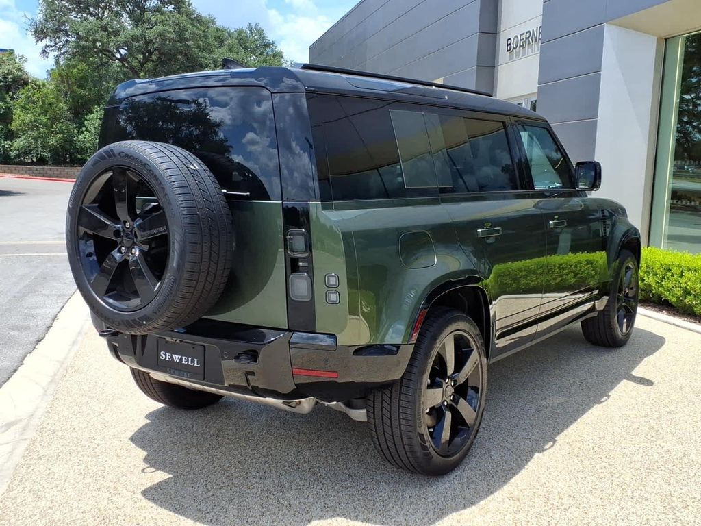 صورة 3 لـ 2026 LAND Rover DEFENDER P400 X-DYNAMIC SE