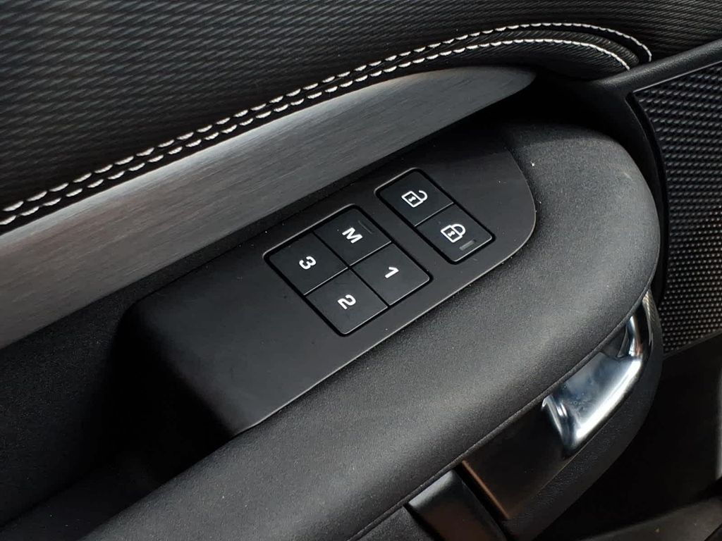 2025 LAND Rover DISCOVERY P360 DYNAMIC SE 缩略图 17