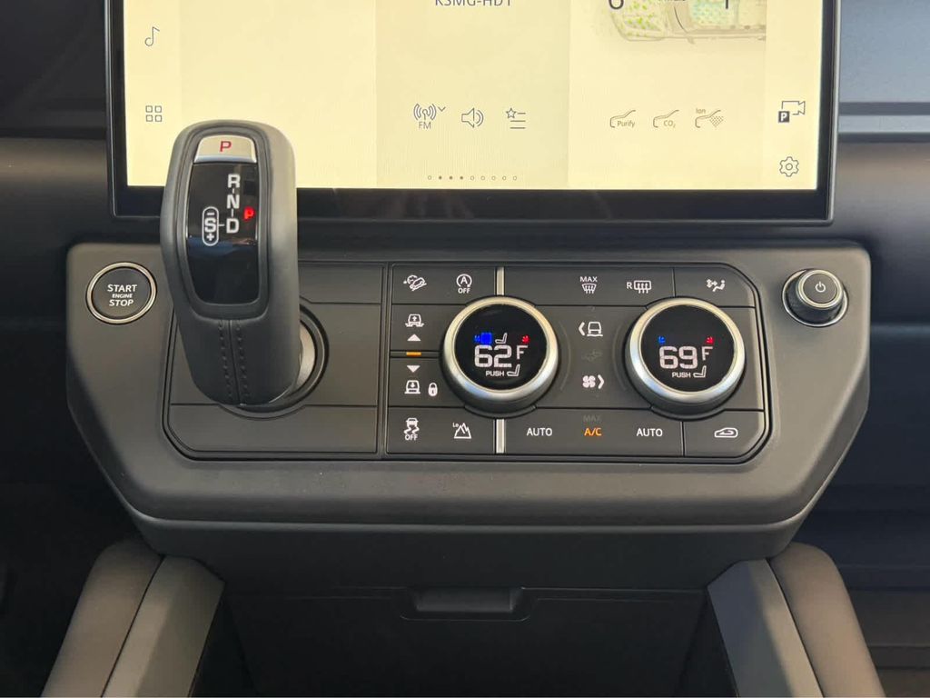 2026 LAND Rover DEFENDER P300 S thumbnail 20