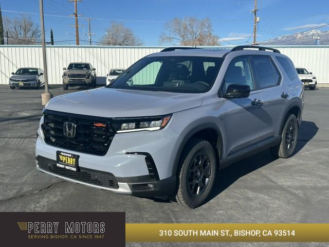 New 2025 Honda Pilot TrailSport