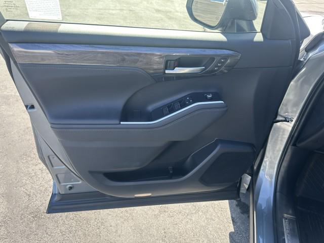 TOYOTA HIGHLANDER - 10