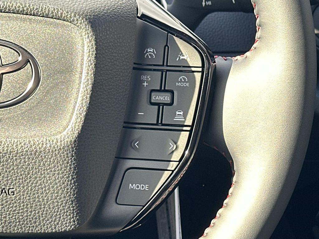 TOYOTA PRIUS - 7
