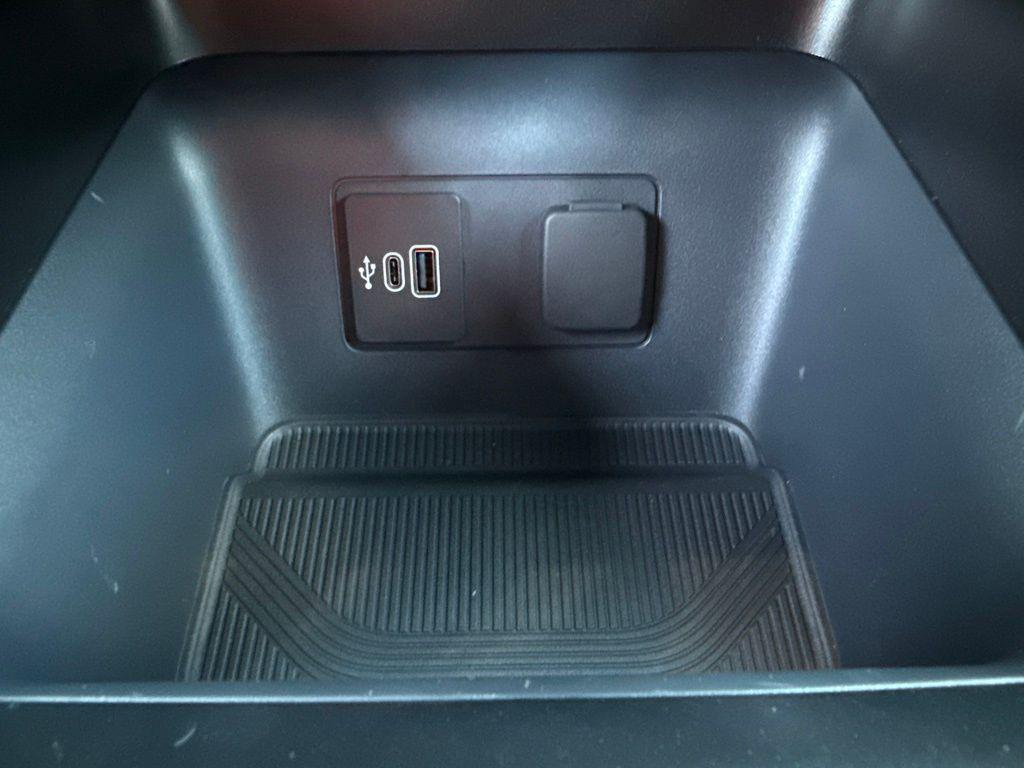 صورة مصغرة 18 لـ 2026 FORD EXPLORER ST