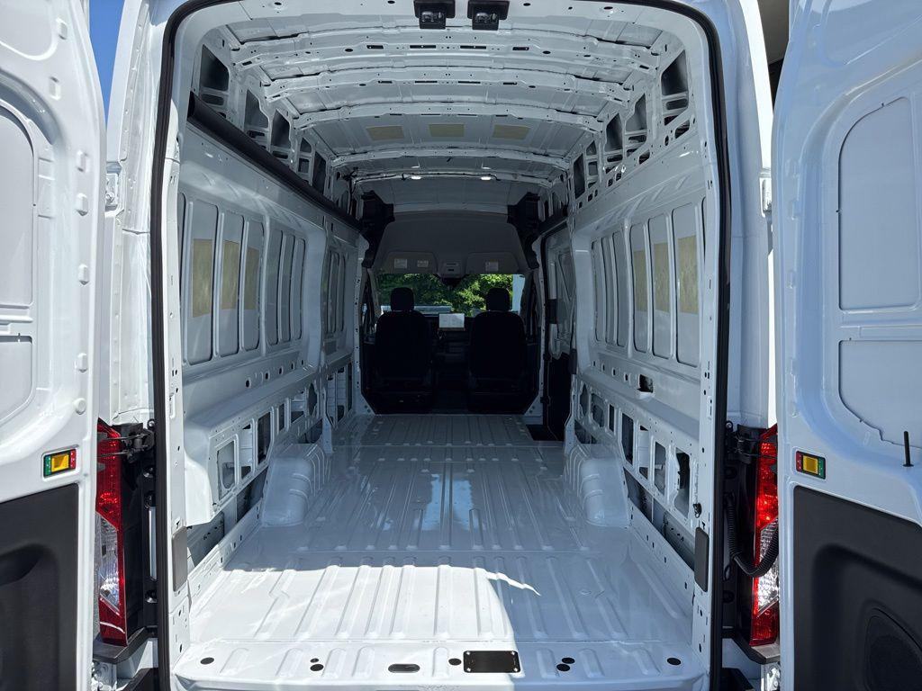 صورة مصغرة 27 لـ 2026 FORD TRANSIT-350 BASE