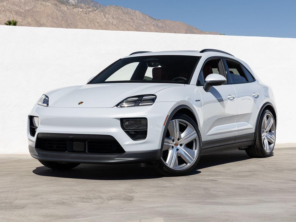 New 2026 Porsche Macan Macan Electric