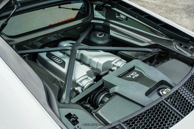 صورة مصغرة 19 لـ 2023 AUDI R8 V10 PERFORMANCE QUATTRO S TRONIC
