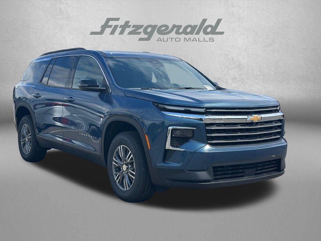 New 2026 Chevrolet Traverse LT