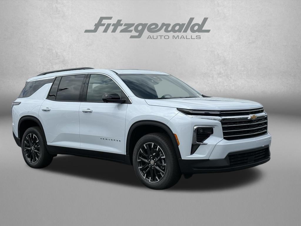 New 2026 Chevrolet Traverse LT