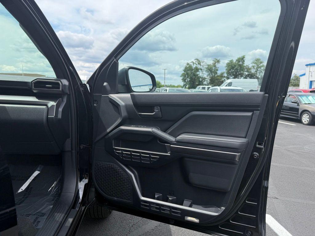 2025 Toyota 4RUNNER SR5 缩略图 23