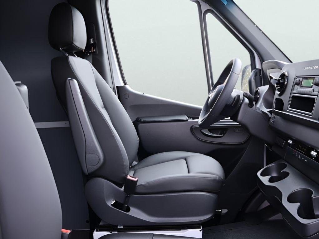 صورة مصغرة 10 لـ 2026 Mercedes-BENZ SPRINTER 2500 170 WB