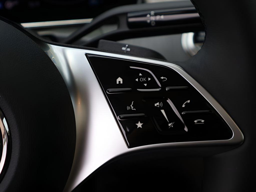 2026 Mercedes-BENZ C-CLASS thumbnail 30