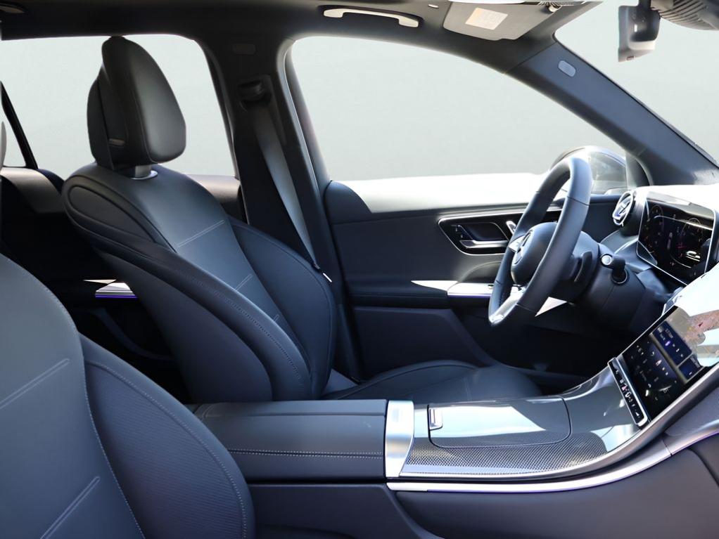صورة 8 لـ 2026 Mercedes-BENZ GLC