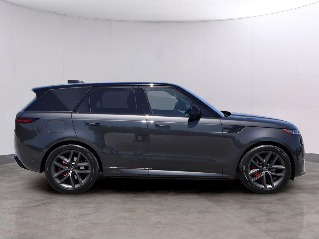2024 LAND Rover RANGE ROVER SPORT DYNAMIC SE thumbnail 9