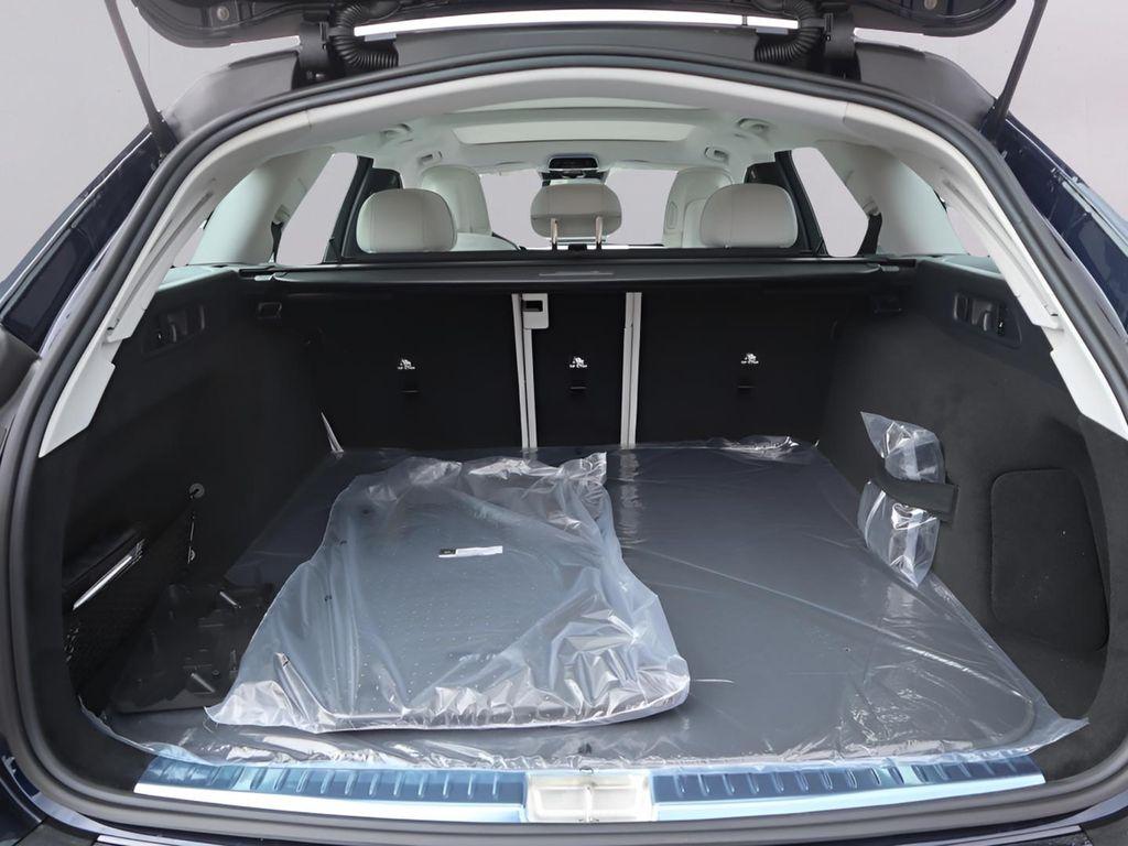 MERCEDES-BENZ E-CLASS - 10