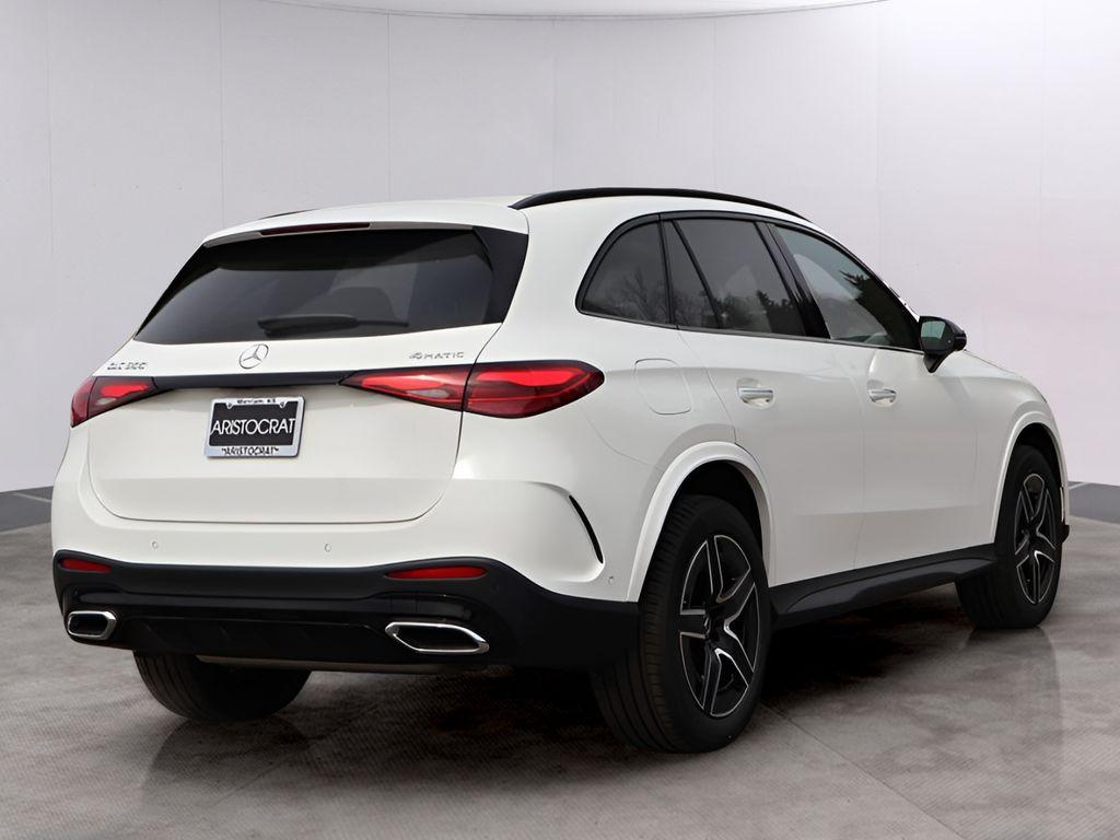 MERCEDES-BENZ GLC - 7