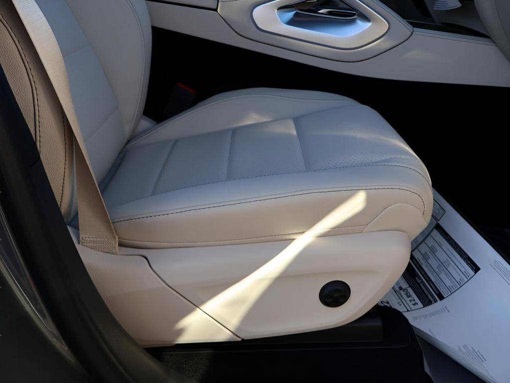 صورة مصغرة 12 لـ 2026 Mercedes-BENZ GLE