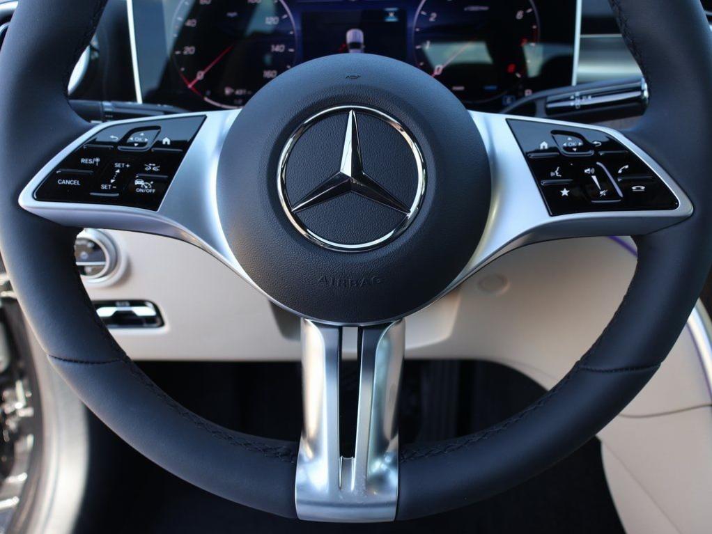 2025 Mercedes-BENZ C-CLASS 缩略图 27