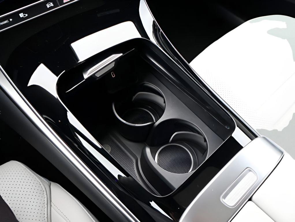 2026 Mercedes-BENZ GLC 缩略图 28