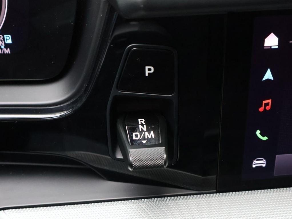 صورة 25 لـ 2024 Porsche CAYENNE S COUPE AWD