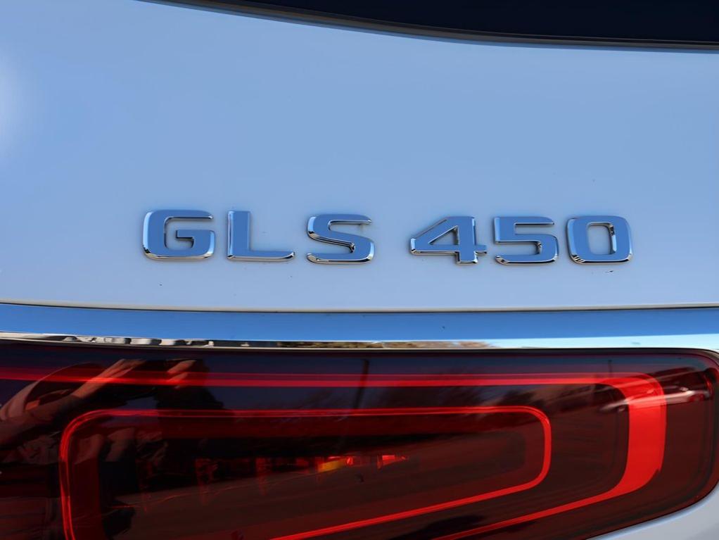 MERCEDES-BENZ GLS - 8