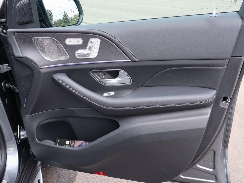 2026 Mercedes-BENZ GLE 缩略图 13