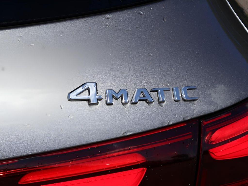 MERCEDES-BENZ GLA - 9