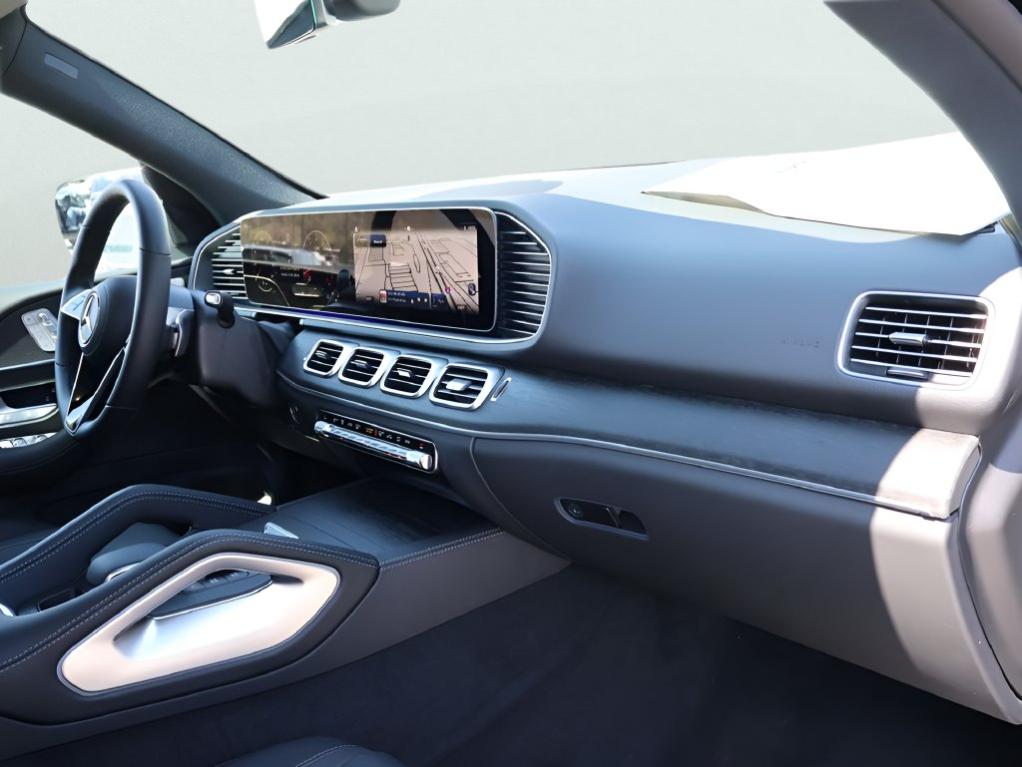 2026 Mercedes-BENZ GLE 缩略图 9