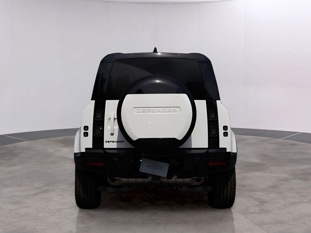 صورة 6 لـ 2026 LAND Rover DEFENDER P400 X-DYNAMIC SE