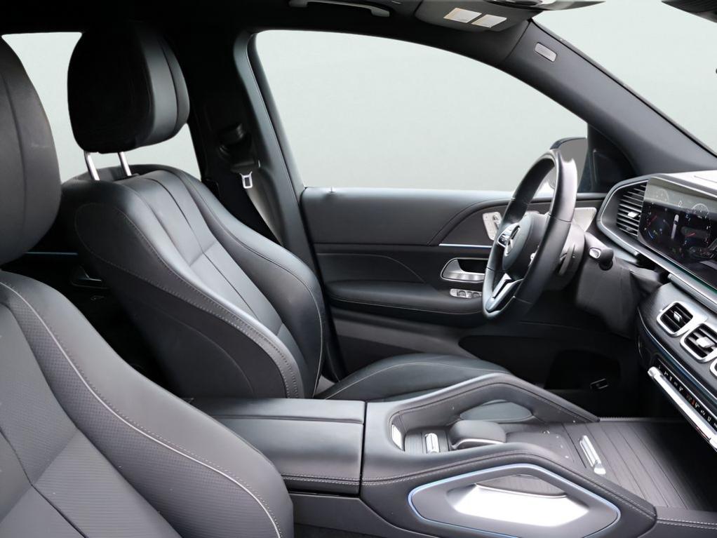 MERCEDES-BENZ GLS - 10